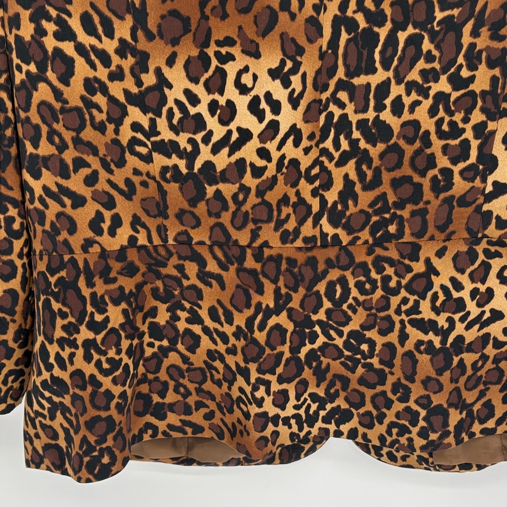 Le Suit 3 Button Leopard Print Blazer - image 7